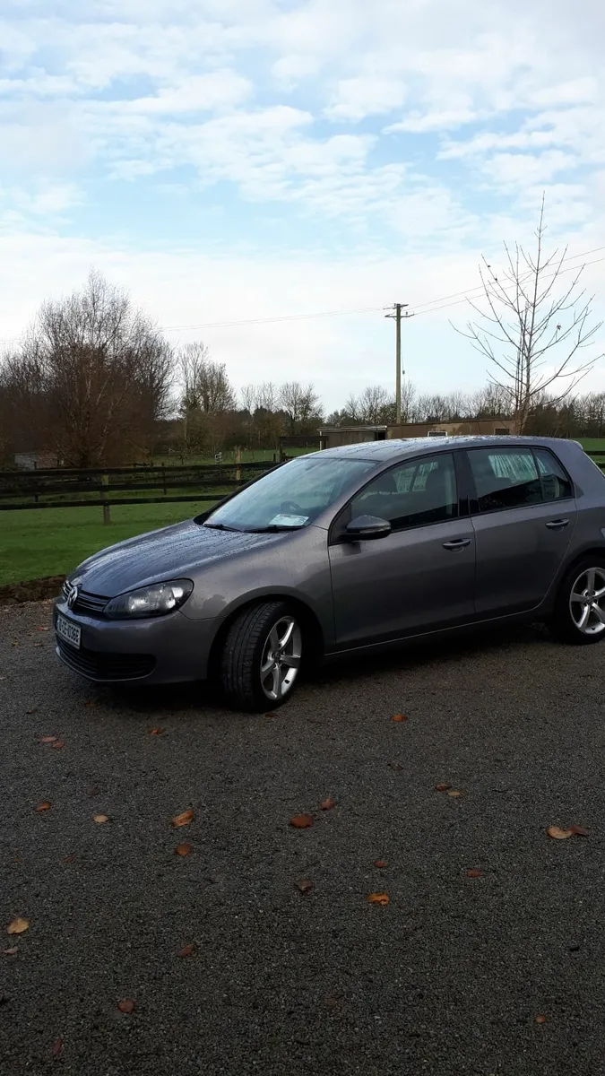Volkswagen Golf 1.6 Diesel 2010 - Image 1