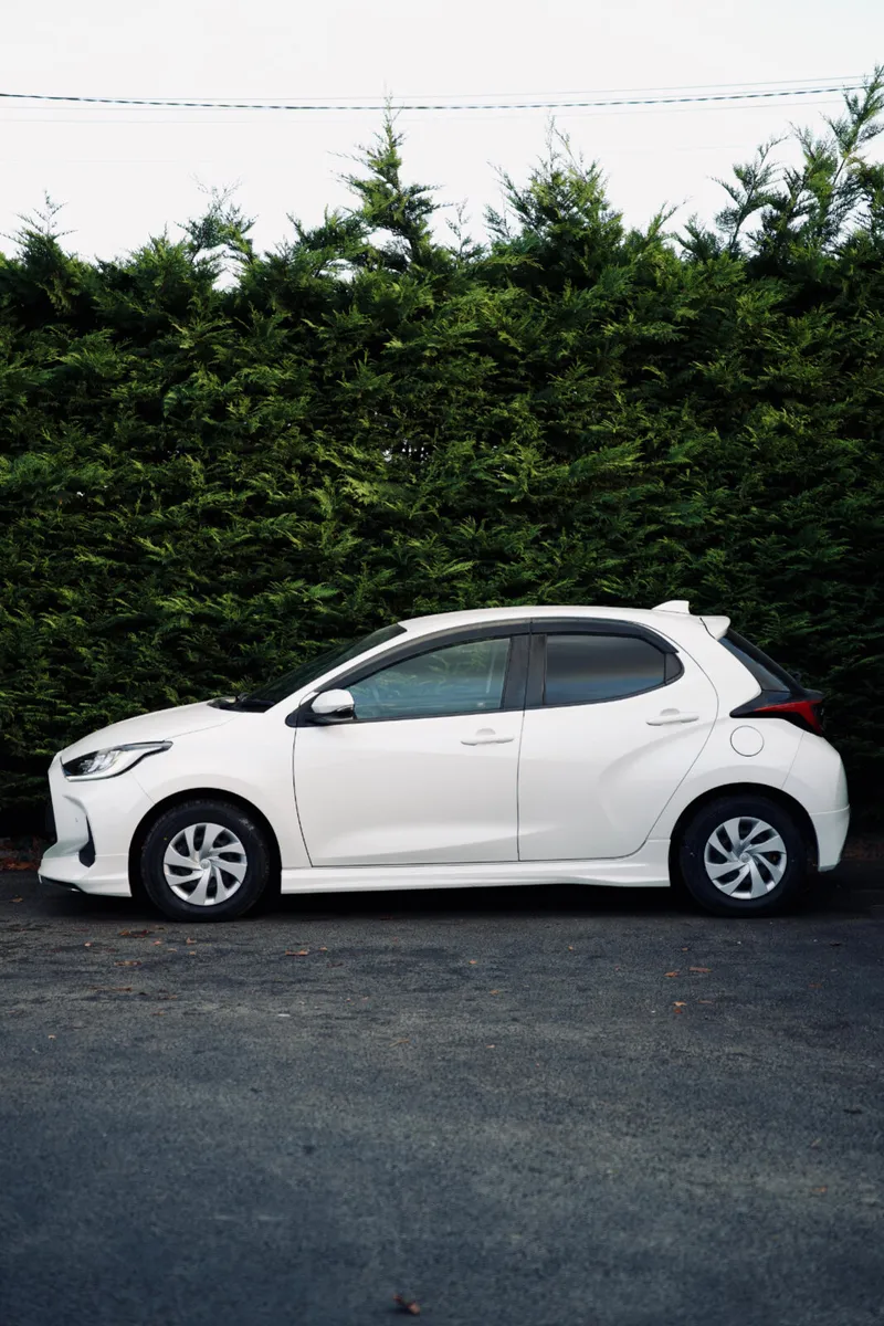 🌟Toyota Yaris 1.5 Hybrid 2020🌟 - Image 2