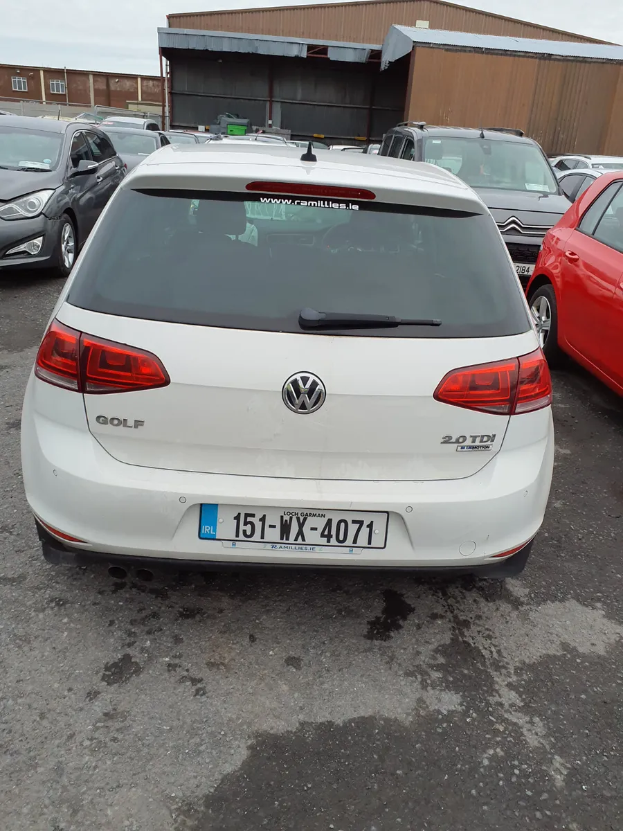 2015 Volkswagen Golf R - Image 4