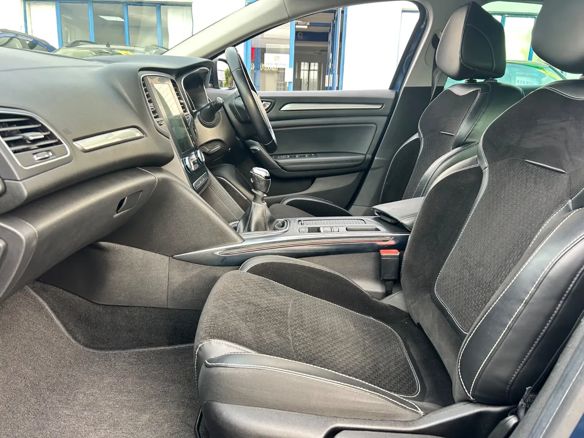 2017 RENAULT MEGANE 1.5DCI SALOON LOW KMS - Image 4