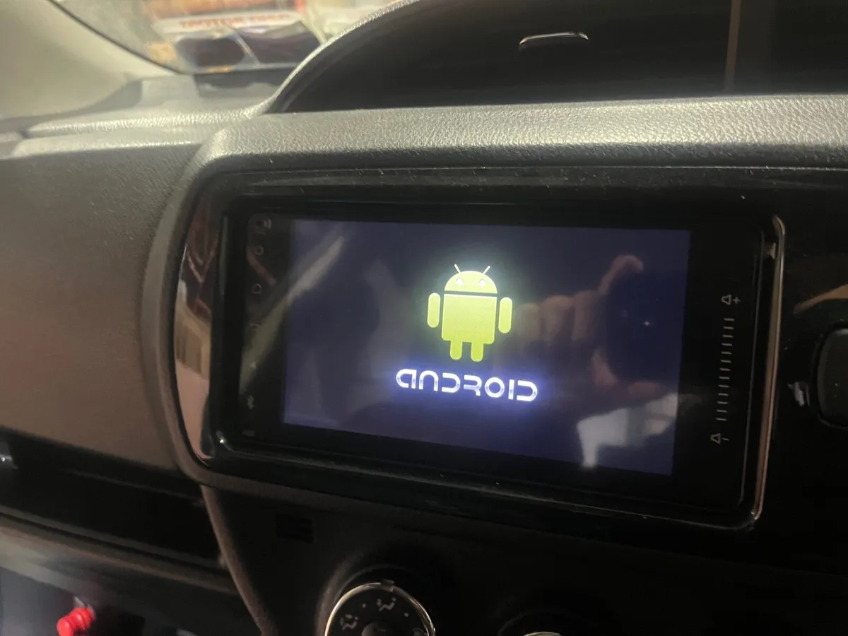 Toyota vitz auto 161 - Image 4