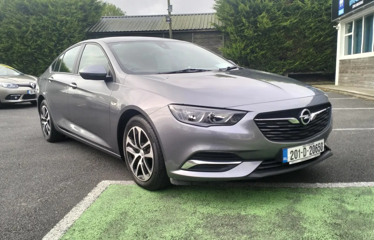 Opel Insignia 2020 - Image 1