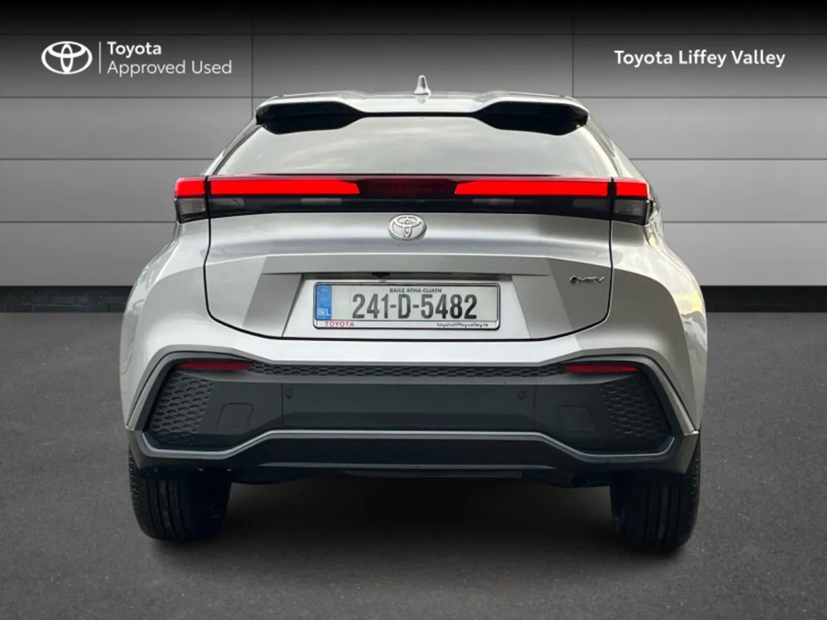 Toyota C-HR Hybrid Sport - Image 4