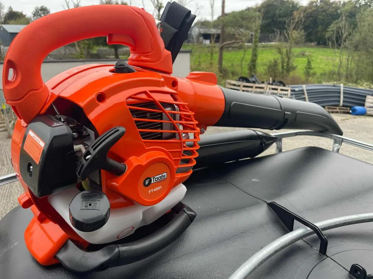 Hand held leaf blower - Image 2