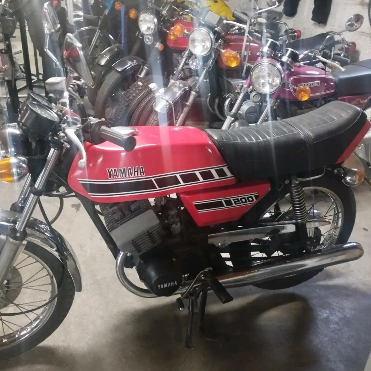 Yamaha RD 200 + others - Image 1