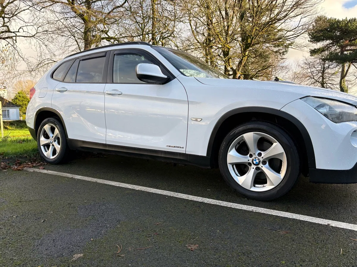 BMW x1 - Image 1