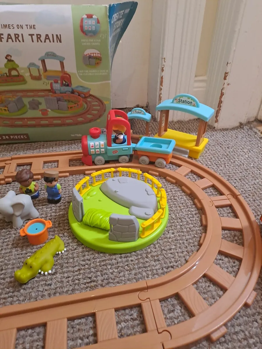 Tots Town Safari train - Image 4