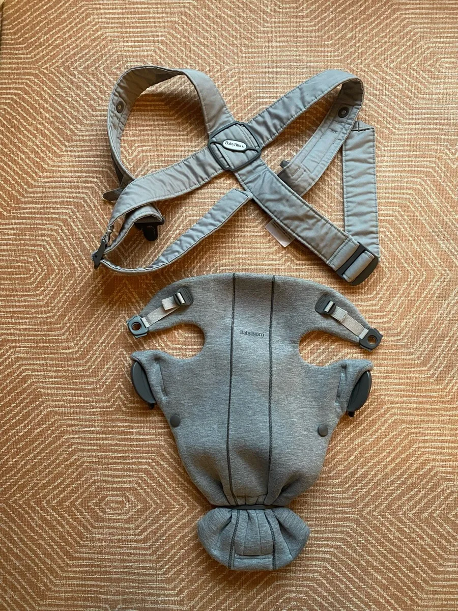 Baby Bjorn mini carrier