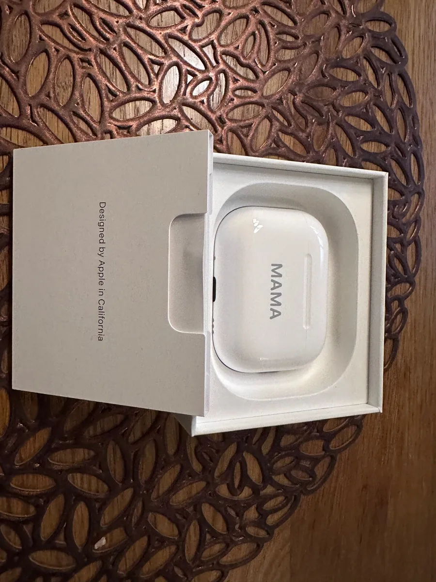 Apple AirPods Pro 3 brand new - Image 3