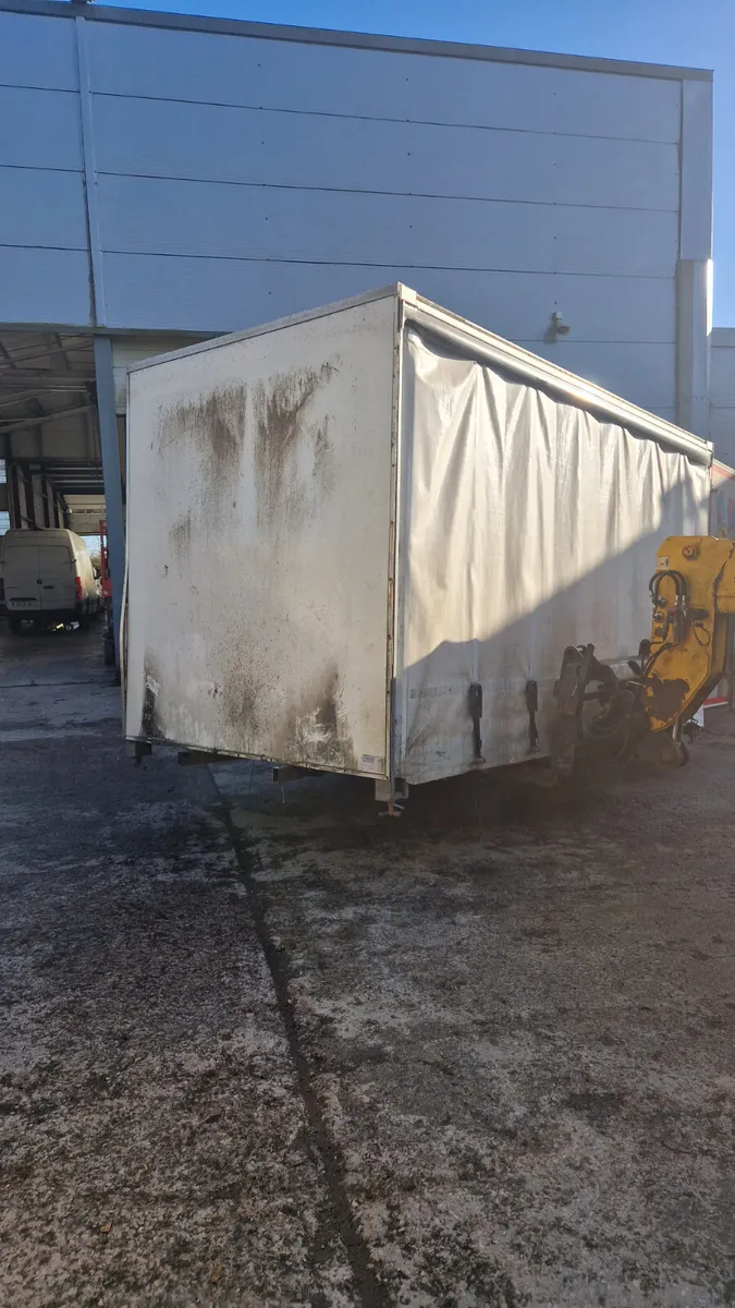 Curtainside body - Image 1