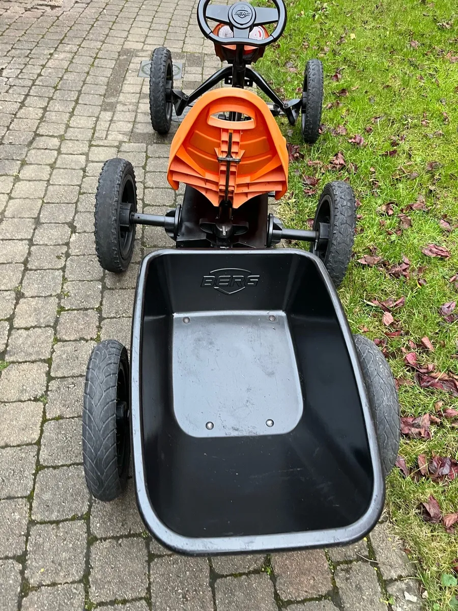 Berg go cart with trailer - Image 4