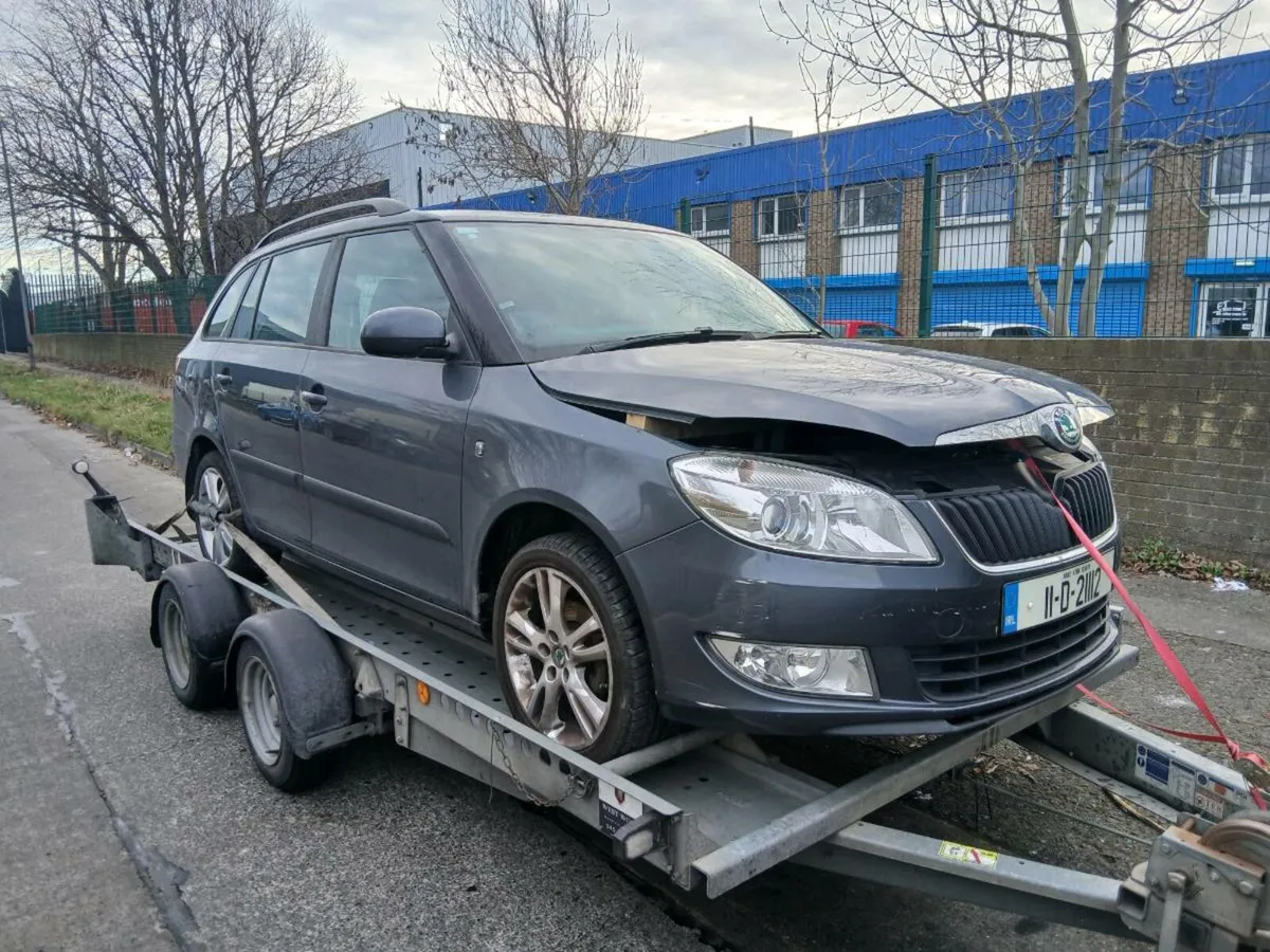 2011 SKODA FABIA ESTATE 1.2 NCT 8/26 TAX 3/26 - Image 1