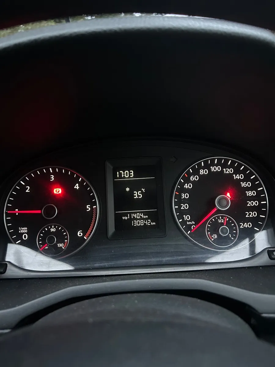 Volkswagen Caddy 2018 - Image 2