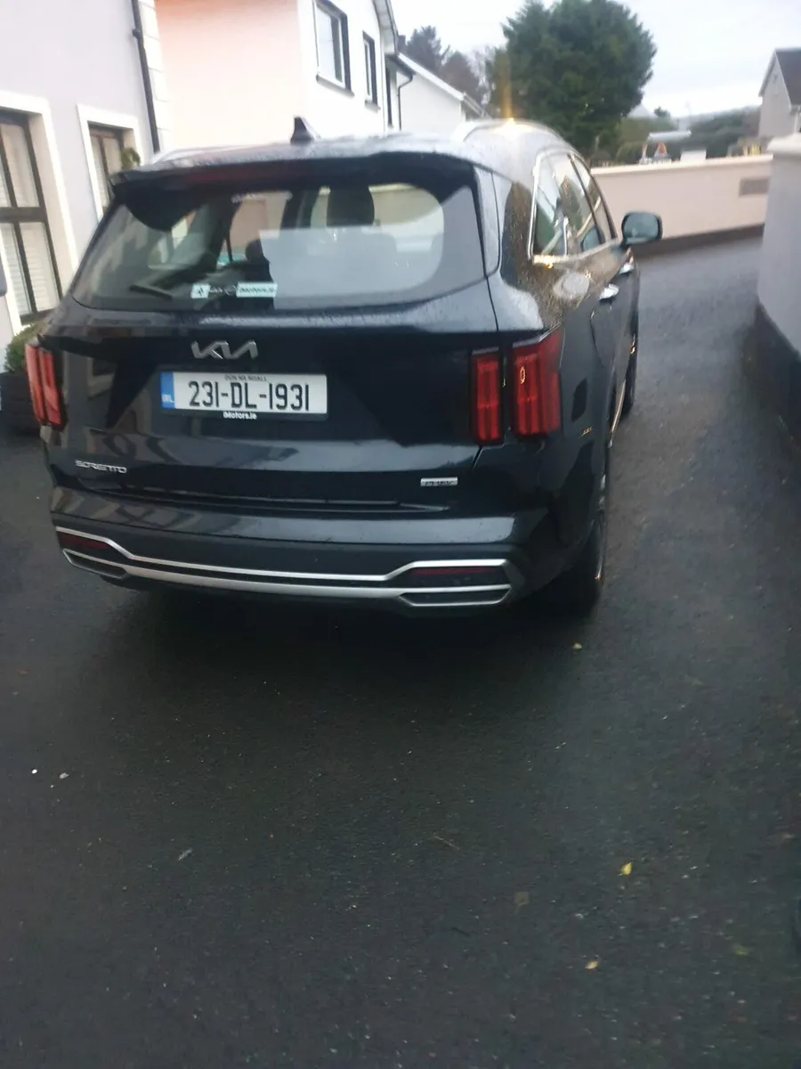 231 Kia Sorrento 5 seater Blue - Image 4