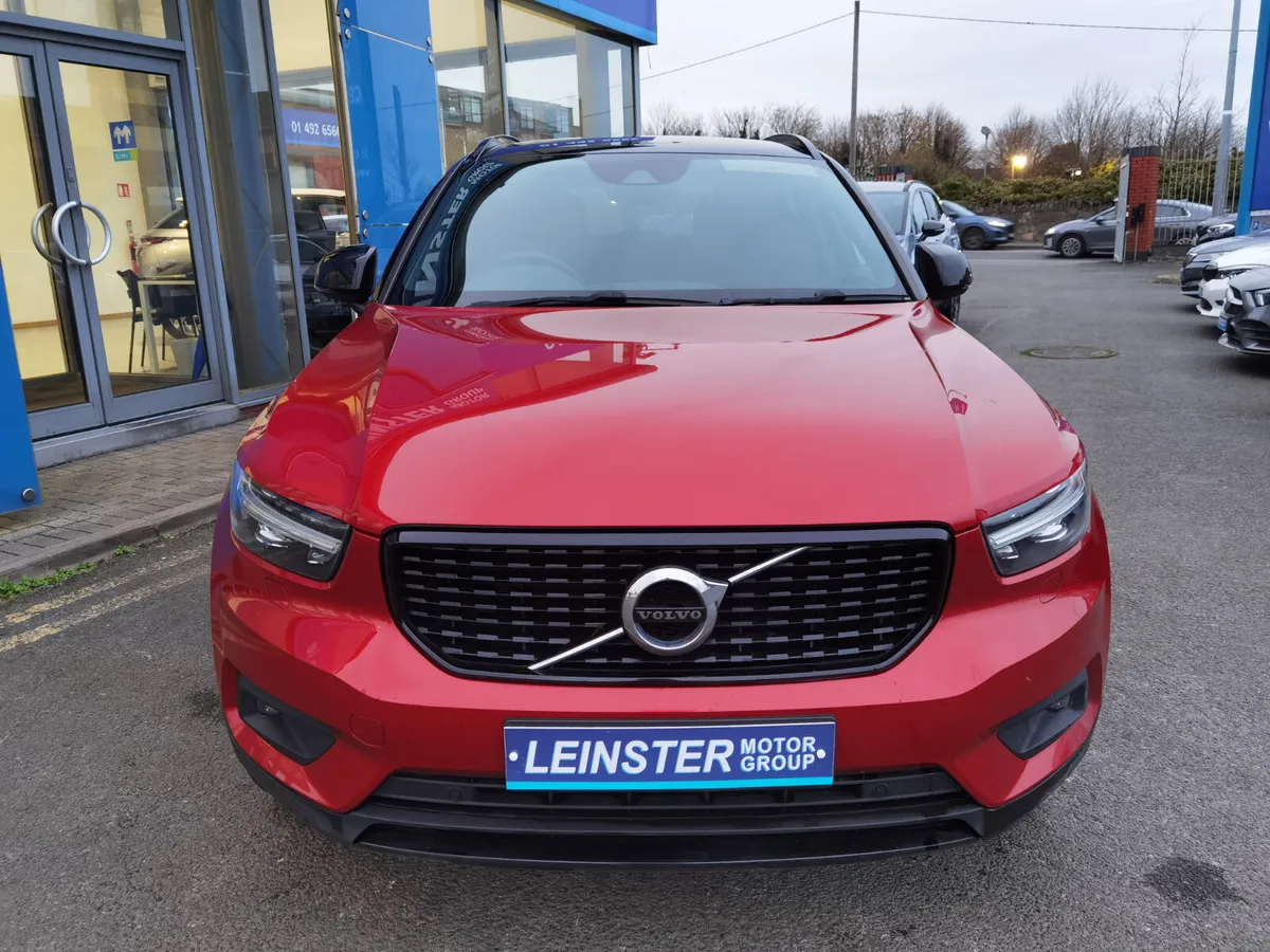 VOLVO XC40 RECHARGE T5 R-DESIGN PRO PHEV - Image 2