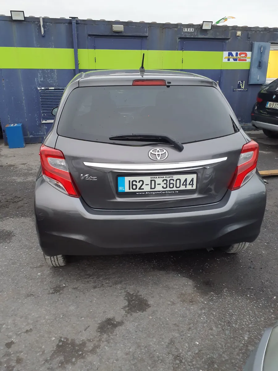 2016 Toyota Vitz - Image 4