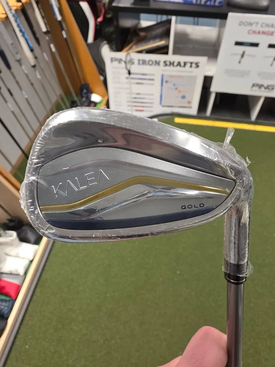 Brand New Ladies Taylormade Kalea Irons - Image 2