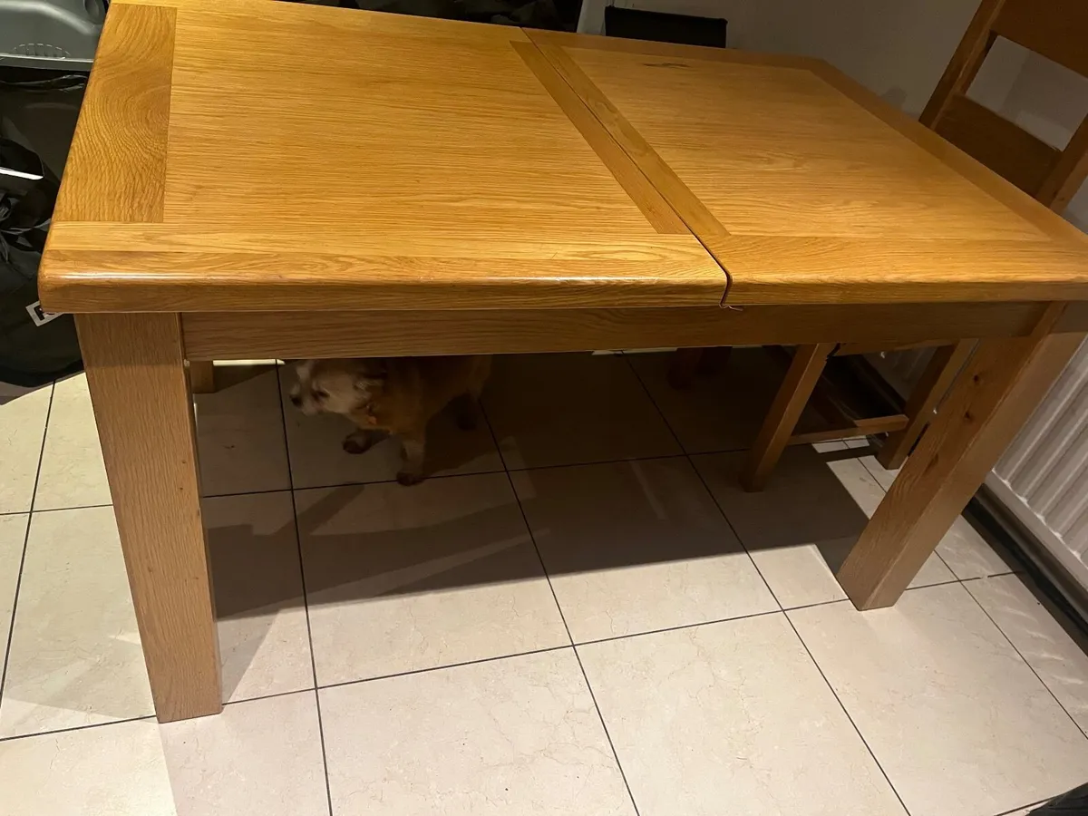 Kitchen Table and chairs - Image 2