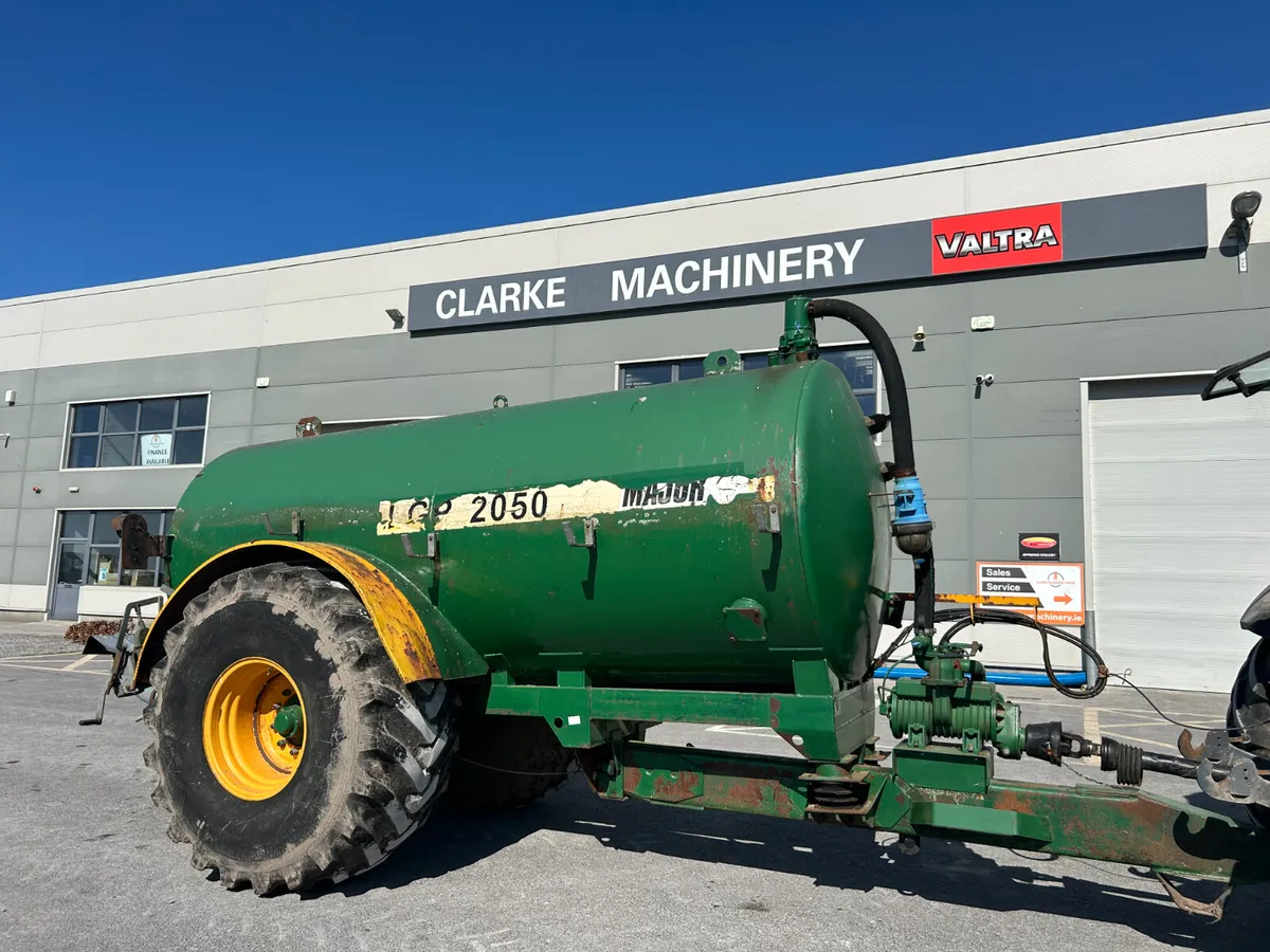 Major 2050 Tank - Image 1