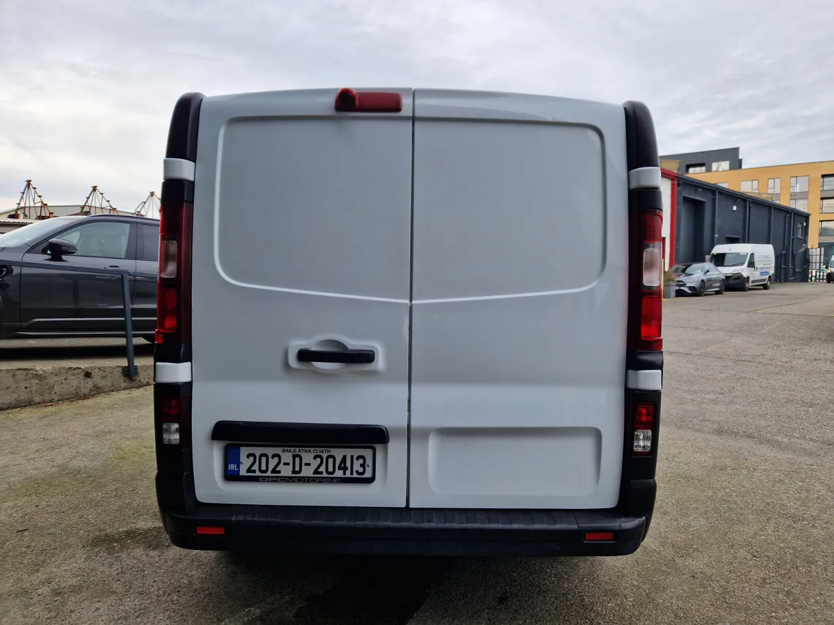 Renault Trafic 2.0L Business Plus - Image 4