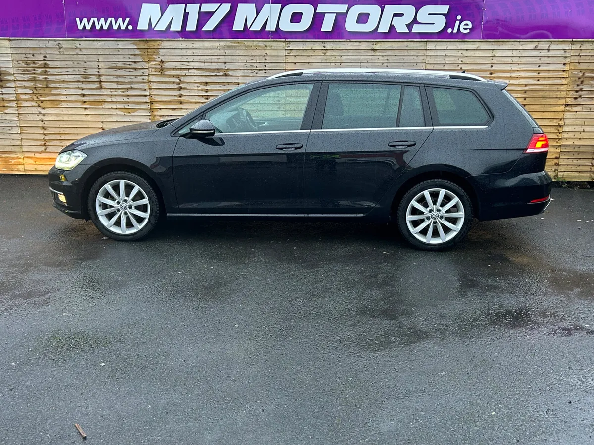 GOLF ESTATE TSI COMFORT LINE TECH EDITION - Image 3