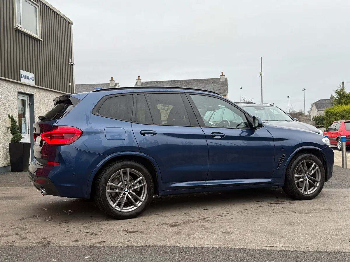 BMW X3 2021 - Image 2