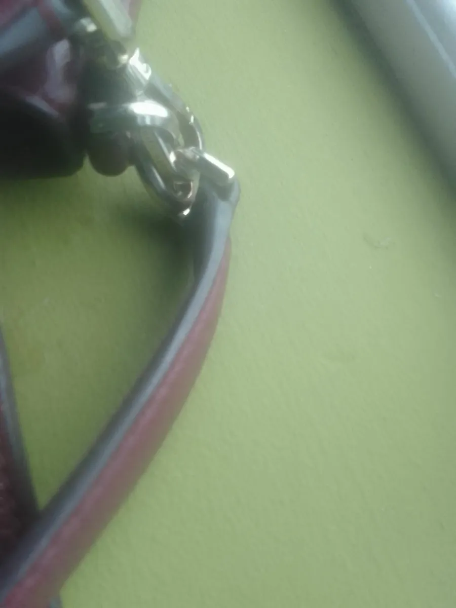 KATE SPADE BURGUNDY LEATHER CROSSBODY BAG AS NEW - Image 3