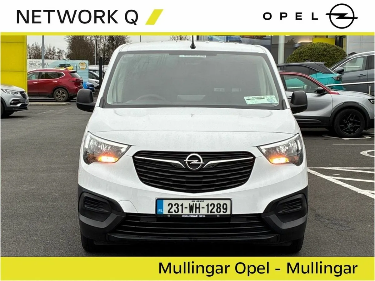 Opel Combo Komfort 1.5 L1 H1 100PS with Touchscree - Image 2