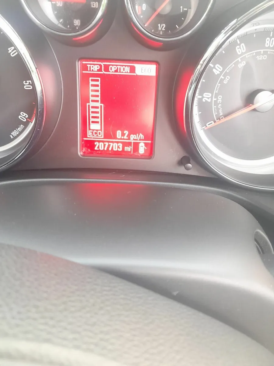 Vauxhall Insignia 2013 - Image 2