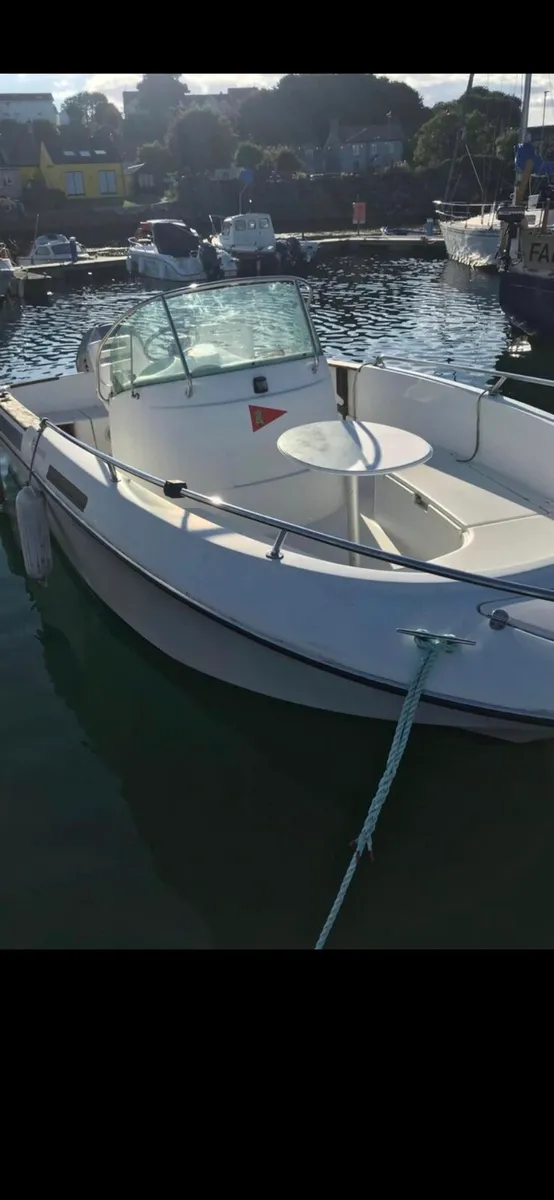 Jeanneau cap camerat 625 - Image 1