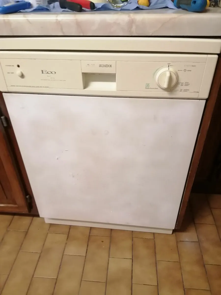 Dishwasher - Image 1
