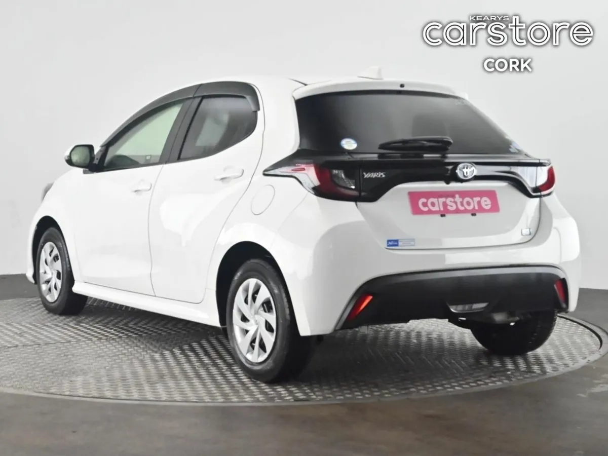 Toyota Yaris 1.5 Hybrid Auto - Image 3