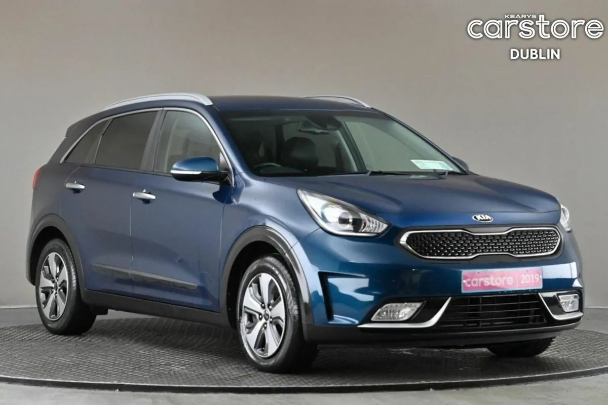 Kia Niro 1.6 GDI 139 BHP **HALF GREY LEATHER** - Image 1