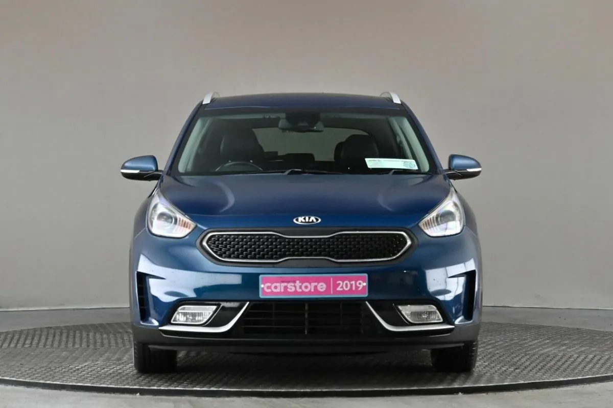 Kia Niro 1.6 GDI 139 BHP **HALF GREY LEATHER** - Image 2