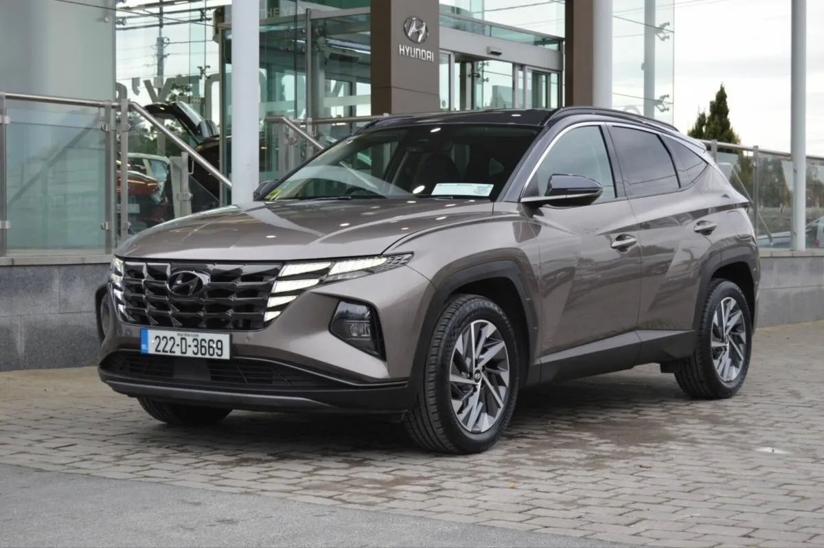 Hyundai Tucson 2WD Executive Plus - - Image 1
