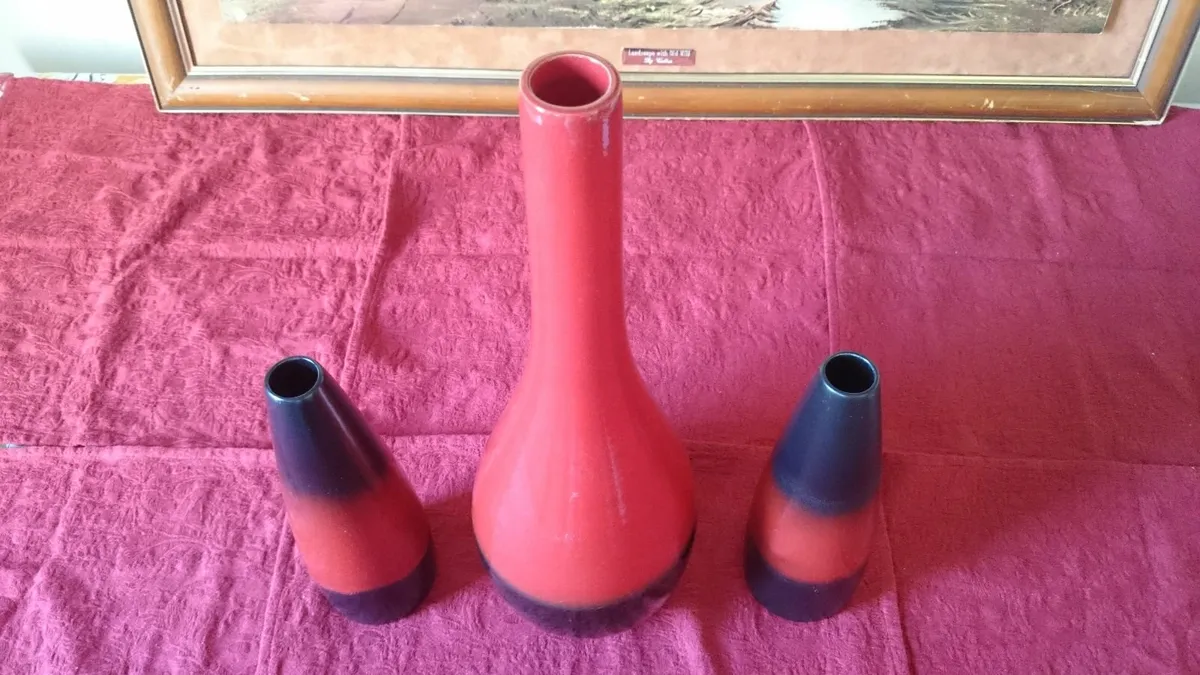 3Pc.Rocha.JohnRocha Ceramic Vases Made In Portugal - Image 3