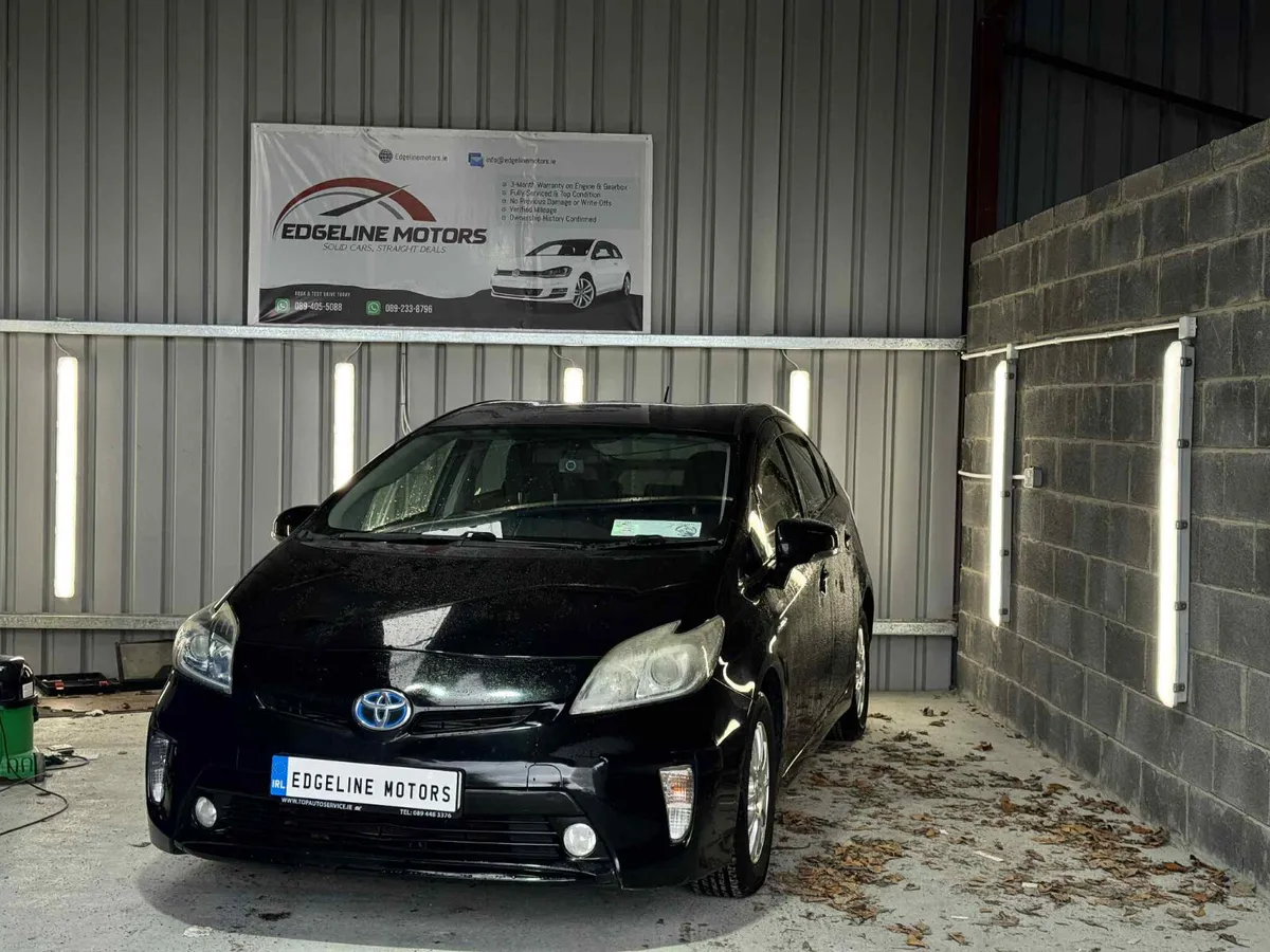 Toyota Prius 2014 - Image 3