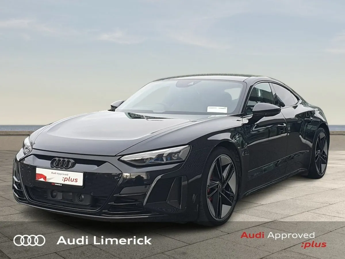 Audi RS e-tron GT + CARBON ROOF + FULL CARBON PACK - Image 3