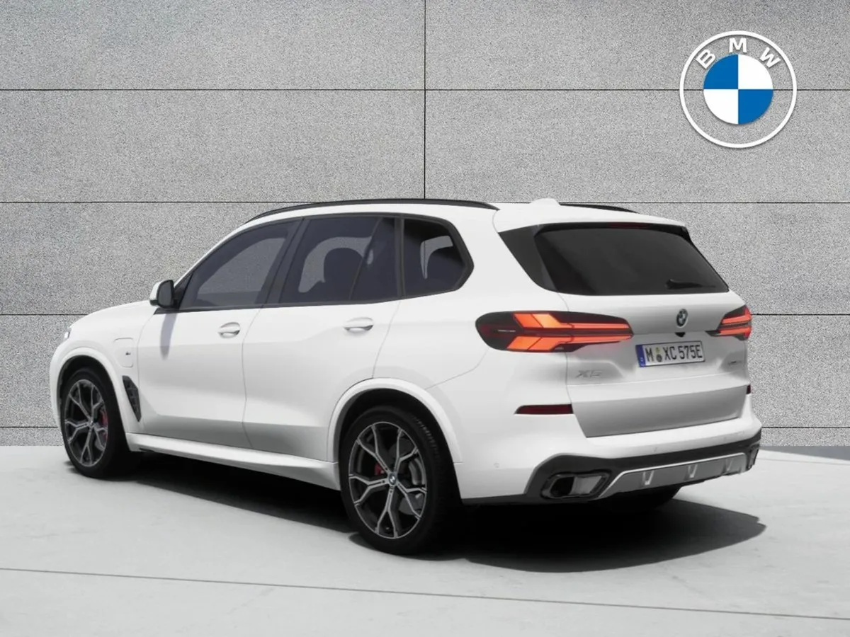 BMW X5 xDrive50e M Sport Pro - Image 2