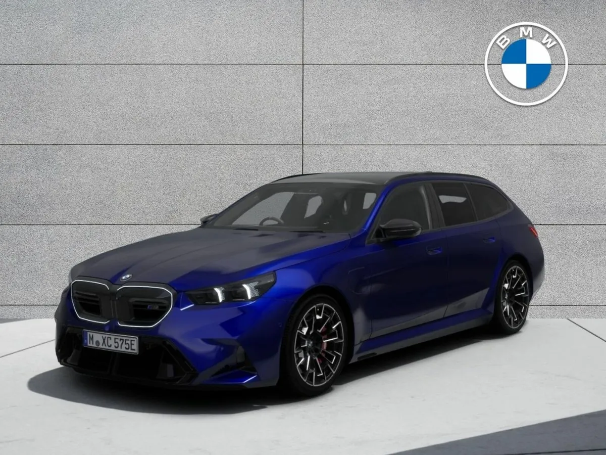BMW M5 TOURING - Image 1