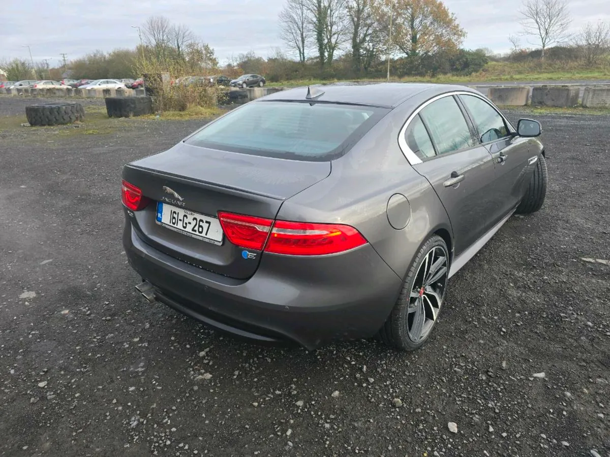 Jaguar XE R-Sport  Automatic low mileage - Image 3