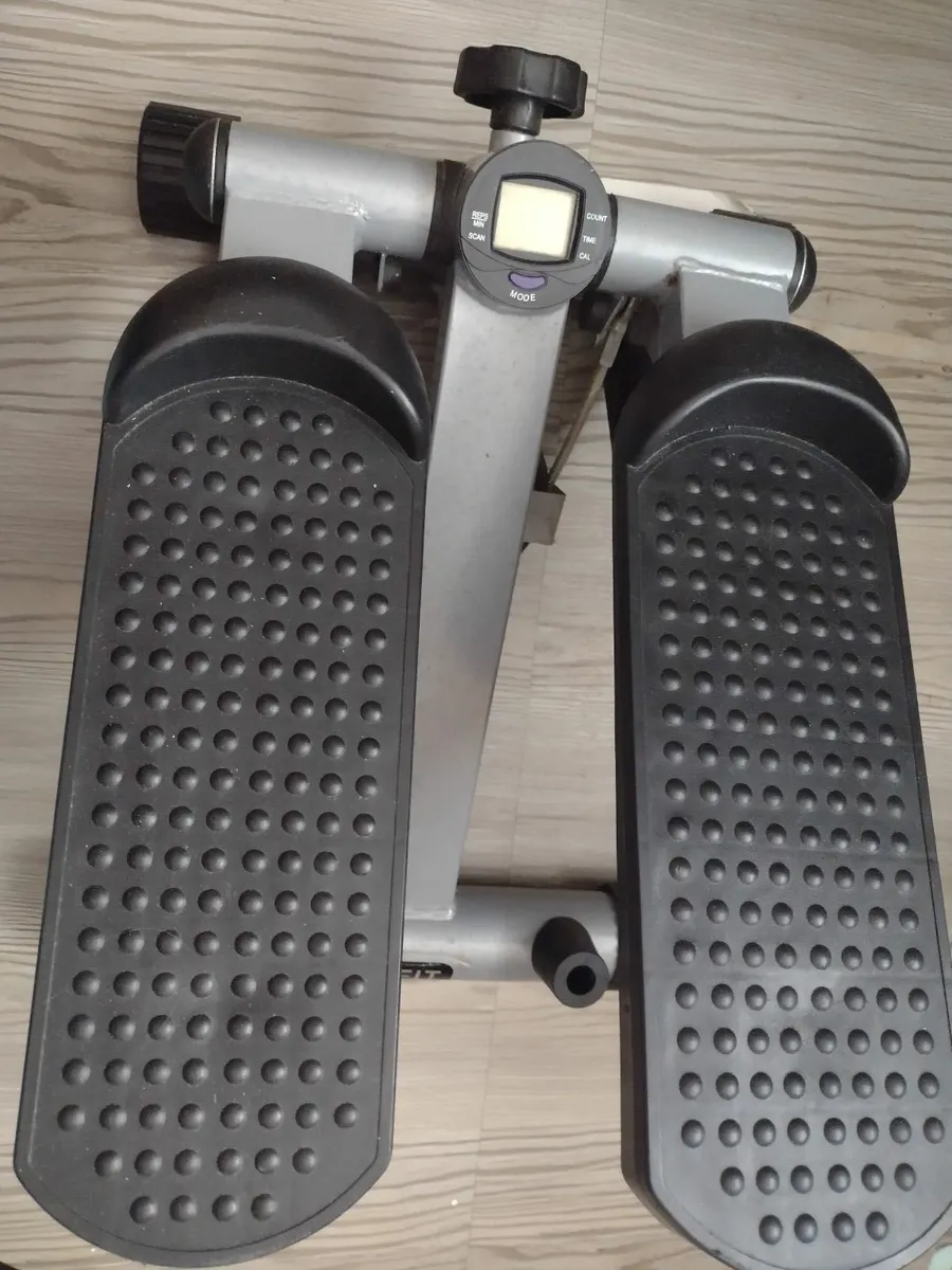 New V-Fit mini stepper - Image 1