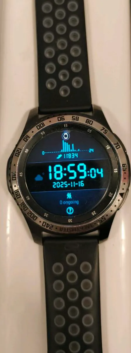 Samsung S3 Frontier smartwatch - Image 1