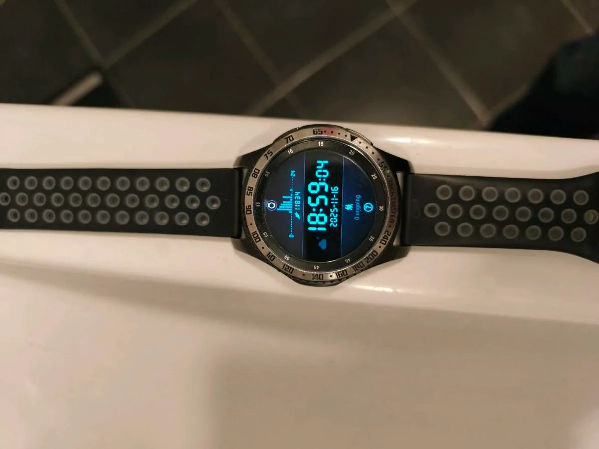 Samsung S3 Frontier smartwatch - Image 2