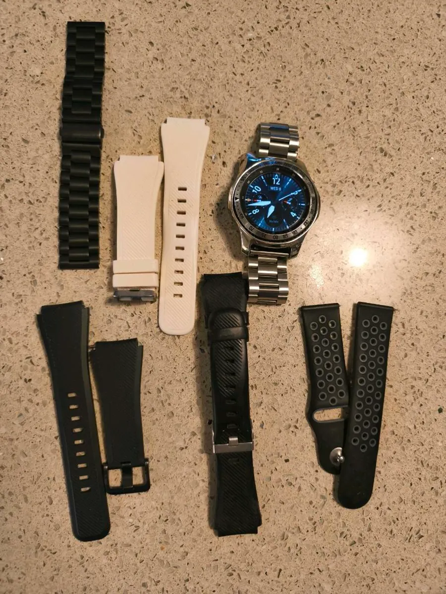 Samsung S3 Frontier smartwatch - Image 4