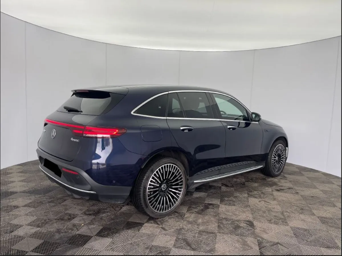 MERCEDES-BENZ EQC 400 AMG LINE PREMIUM 4MATIC - Image 3