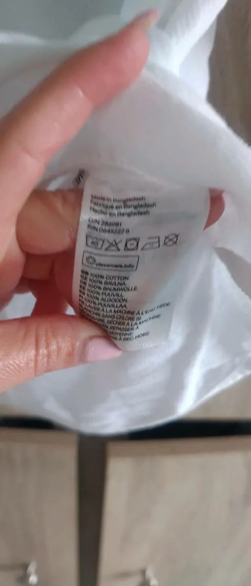 h&m 9/10 cotton short white boy - Image 4