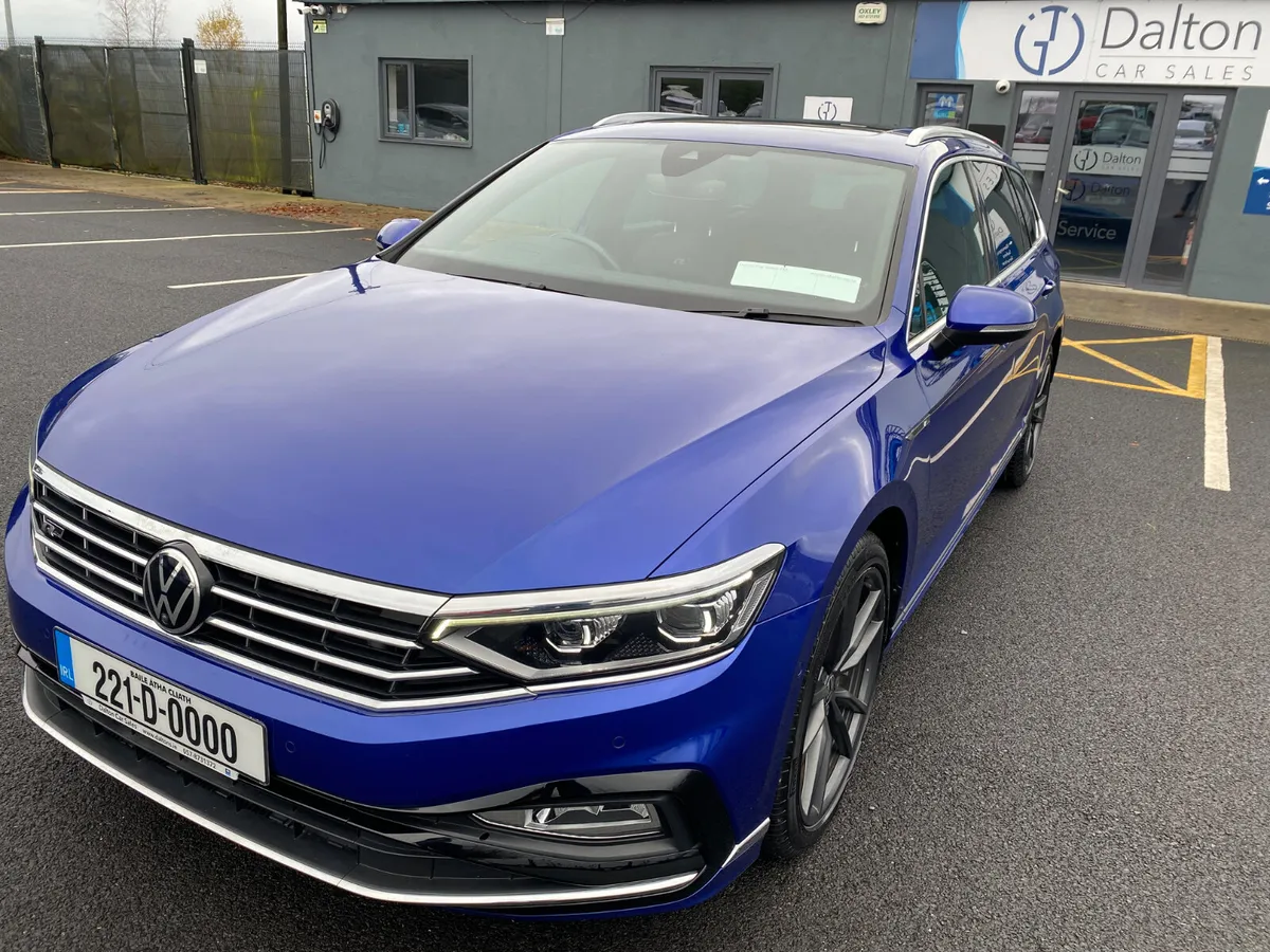 VOLKSWAGEN PASSAT ESTATE R-LINE DSG 2.0 TDI 2022 - Image 1