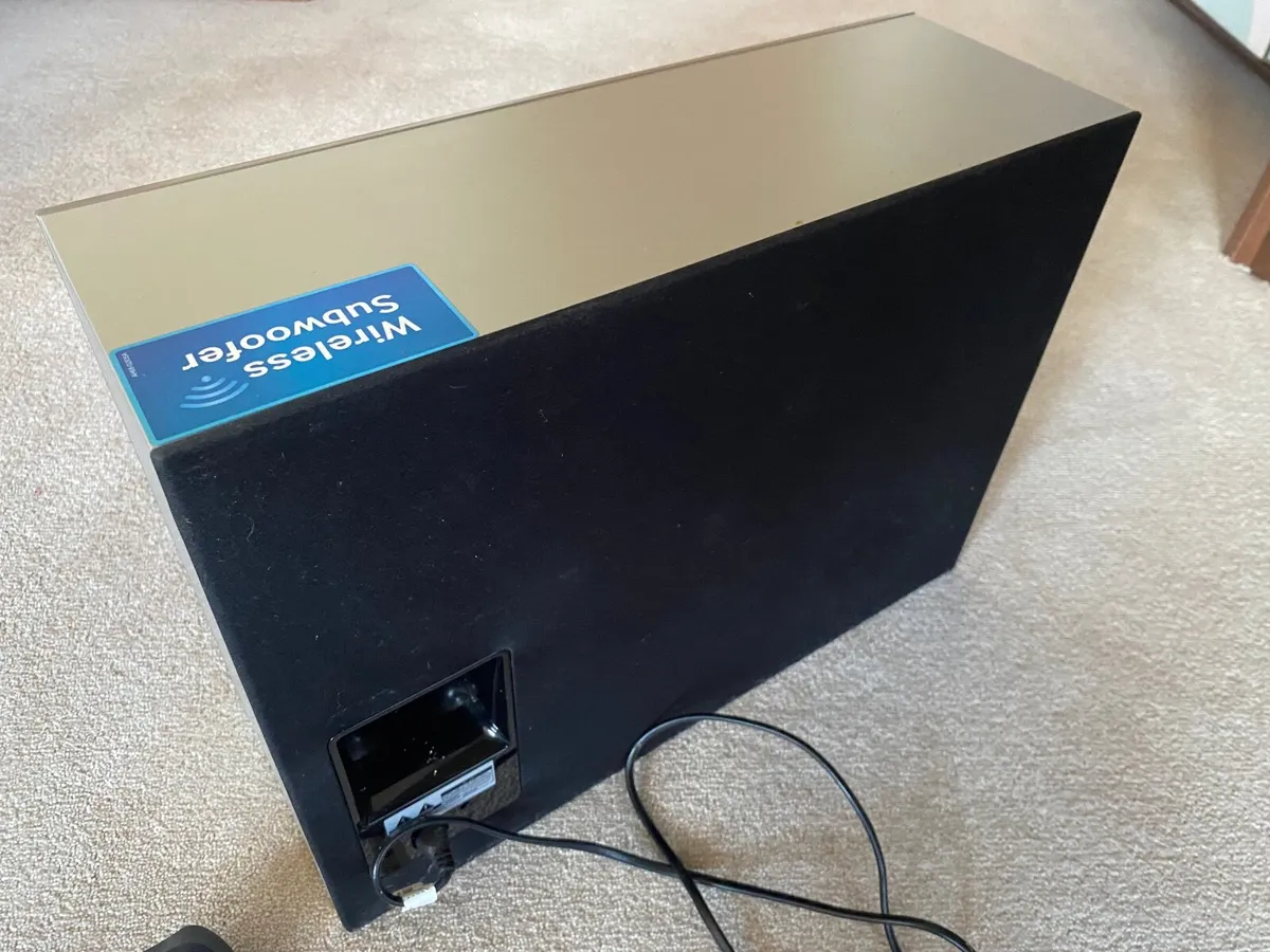 Samsung Wireless Soundbar & Subwoofer - Image 3