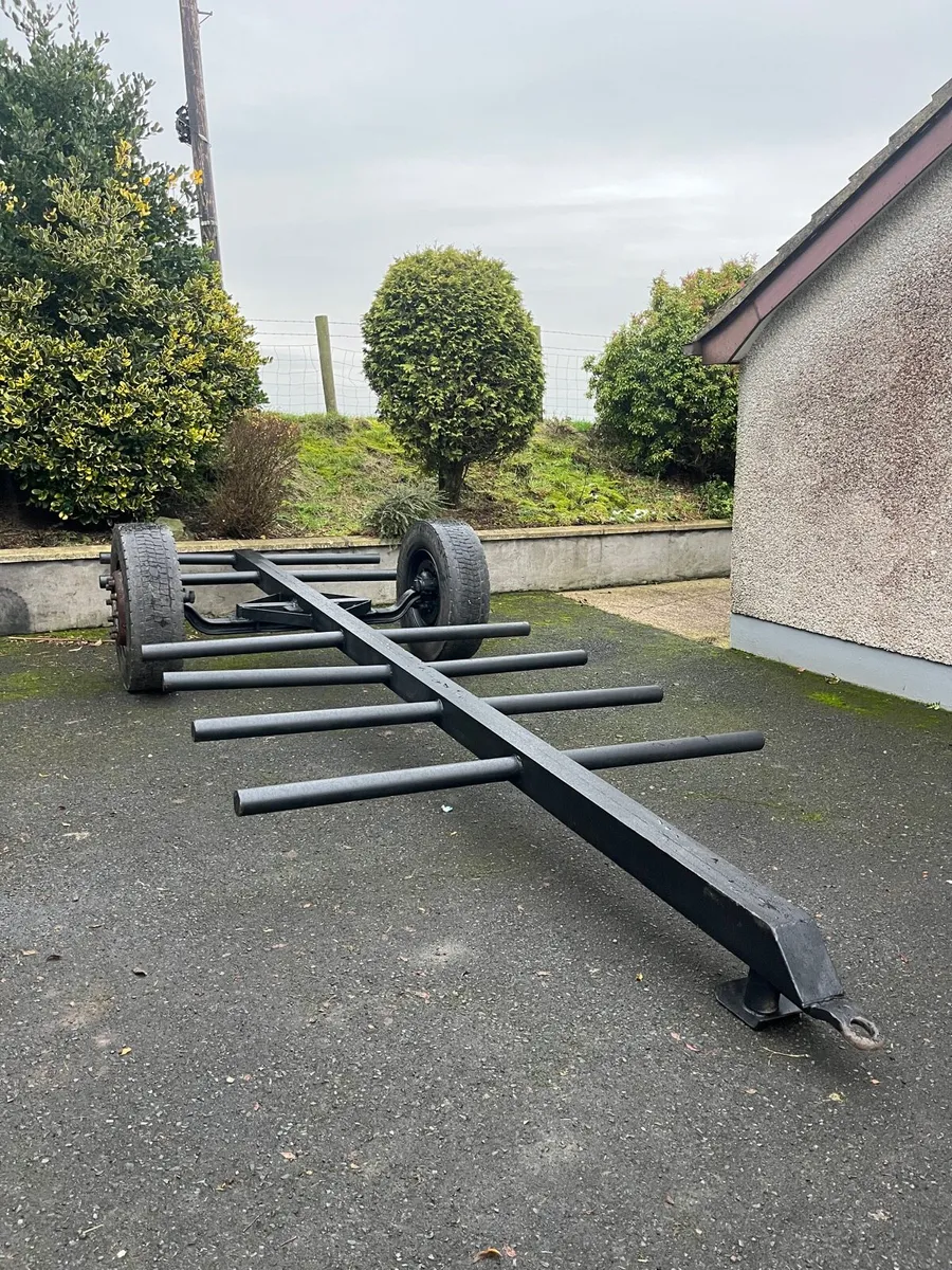 Bale trailer - Image 1